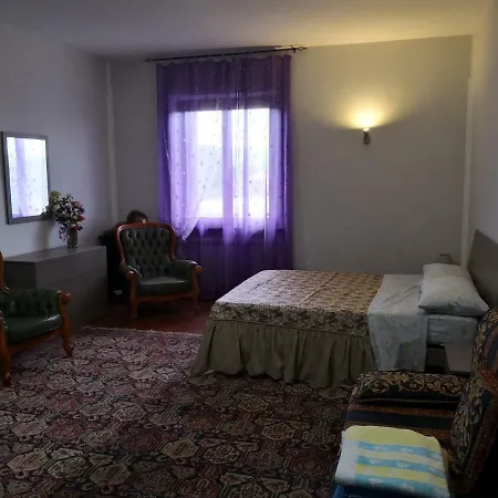 Maria Guest house *